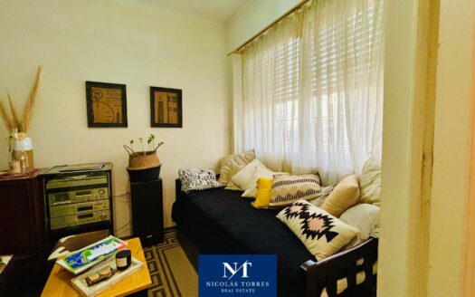 Venta De Casa En Punta Carretas, 4 Dormitorios Con Azotea Tríplex