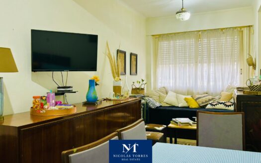 Venta De Casa En Punta Carretas, 4 Dormitorios Con Azotea Tríplex